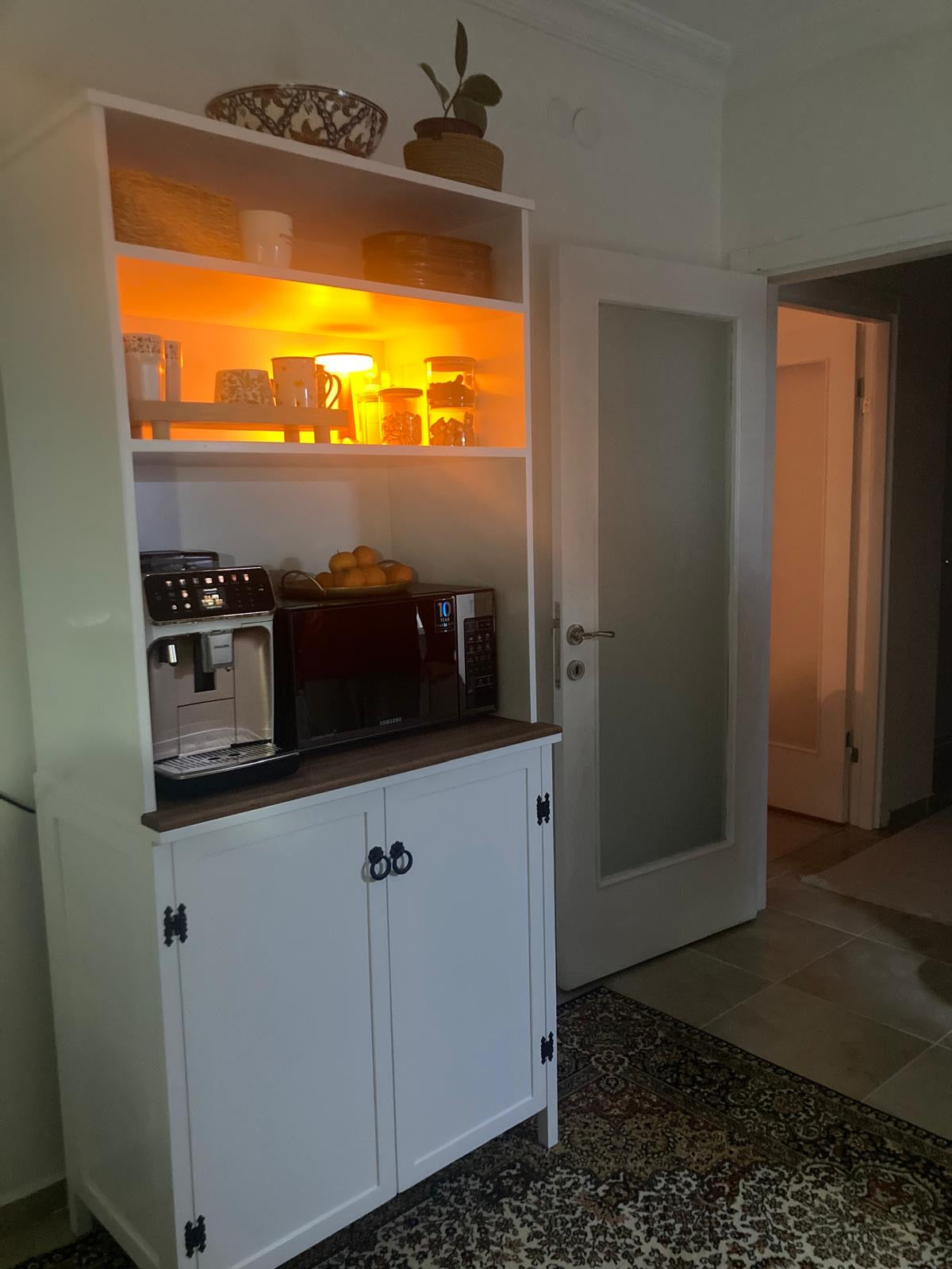 Kişiye Özel Tasarım Modern Masif Kahve Dolabı