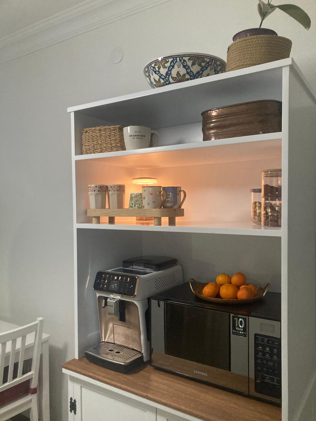 Kişiye Özel Tasarım Modern Masif Kahve Dolabı