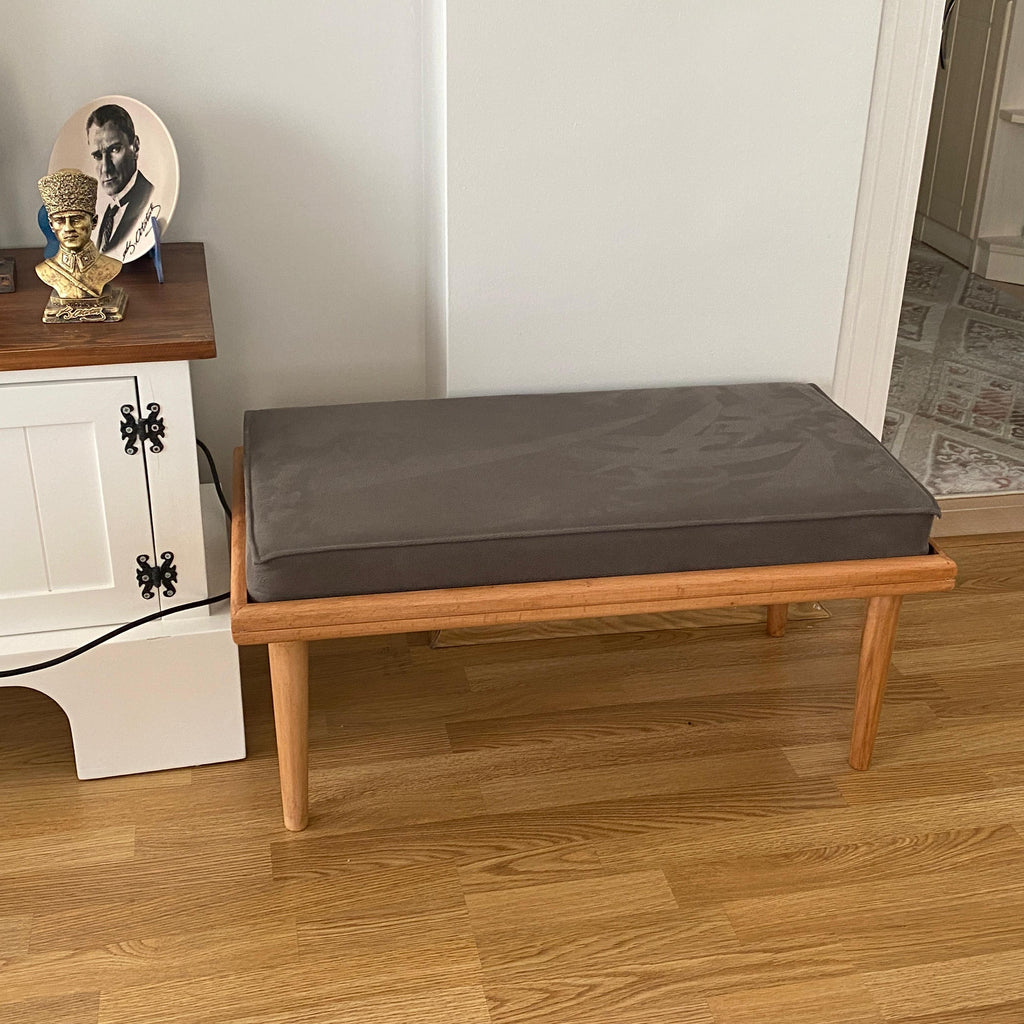 El Yapımı Ahşap Minderli Bench
