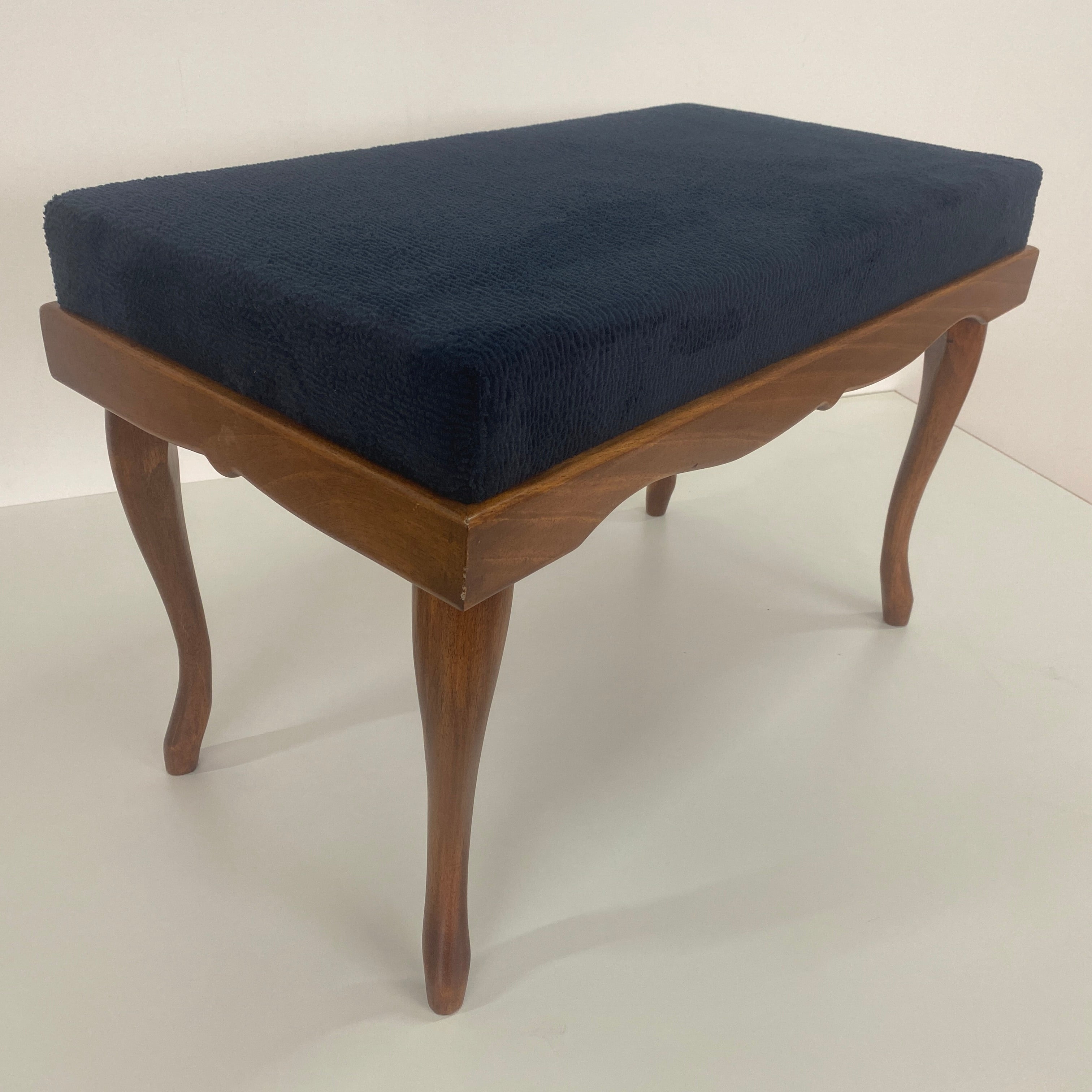 Marangozgiller Ceviz Rengi Birinci Sınıf Masif Ağaçtan Lükens Ayaklı Victorian Tarz Lüks Bench