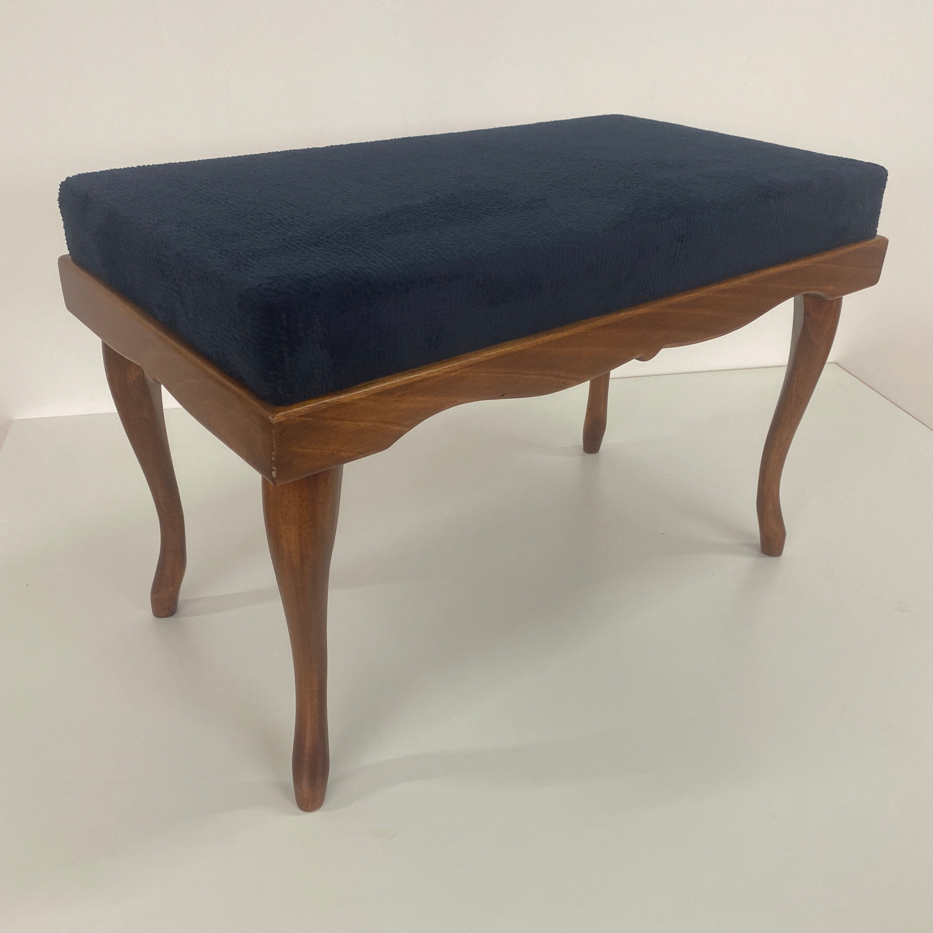 Marangozgiller Ceviz Rengi Birinci Sınıf Masif Ağaçtan Lükens Ayaklı Victorian Tarz Lüks Bench