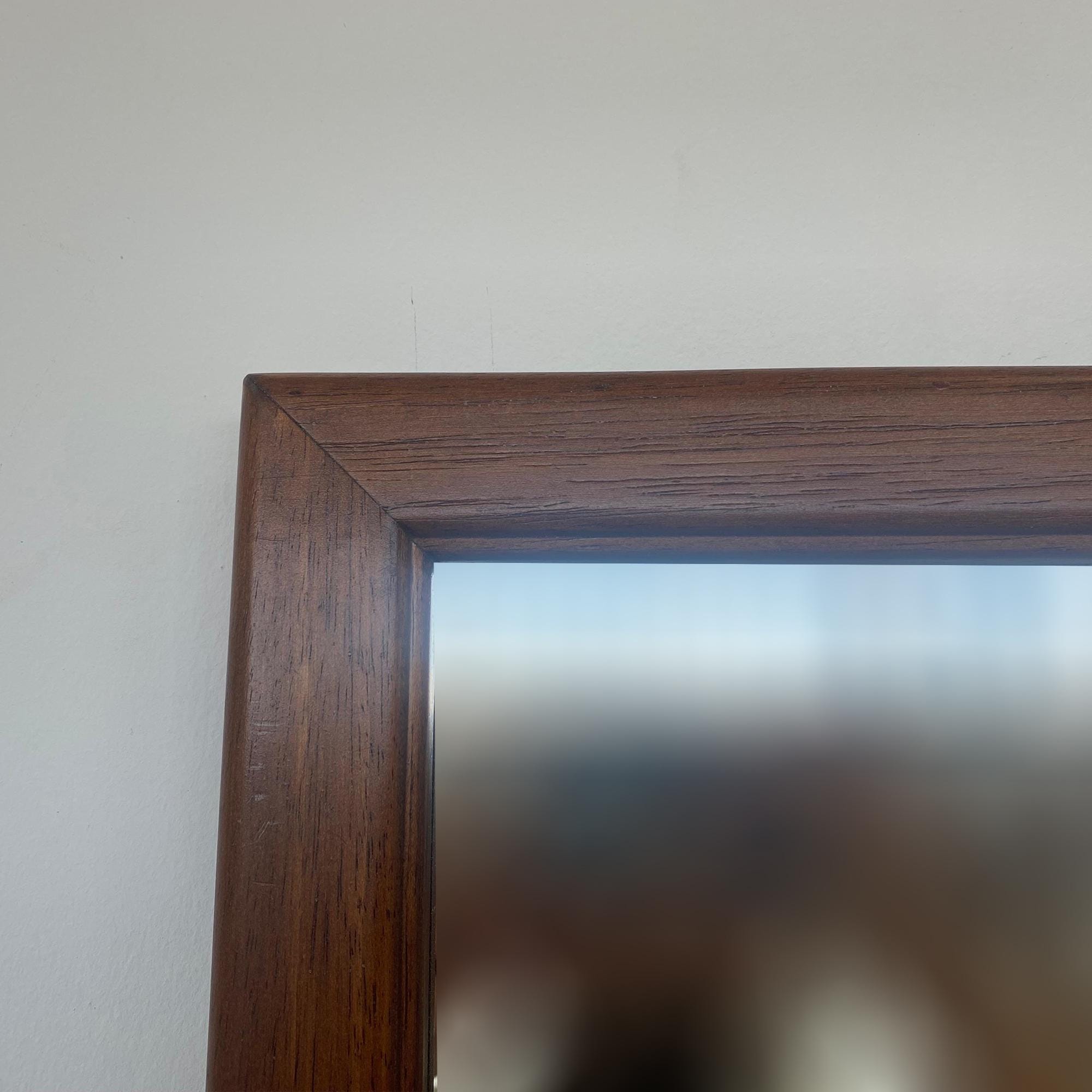 El Yapımı Ahşap Çerçeveli Ayna